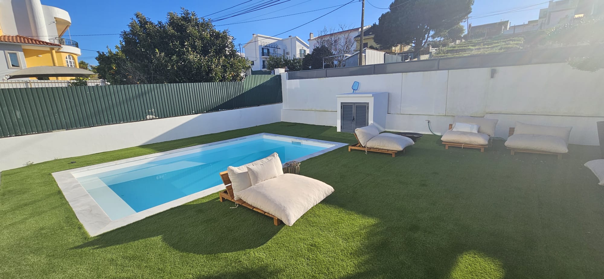 Ruceel – Piscina 5×3 com relva sintética na Charneca da Caparica Ruceel - Piscina 5×3 com relva sintética na Charneca da Caparica